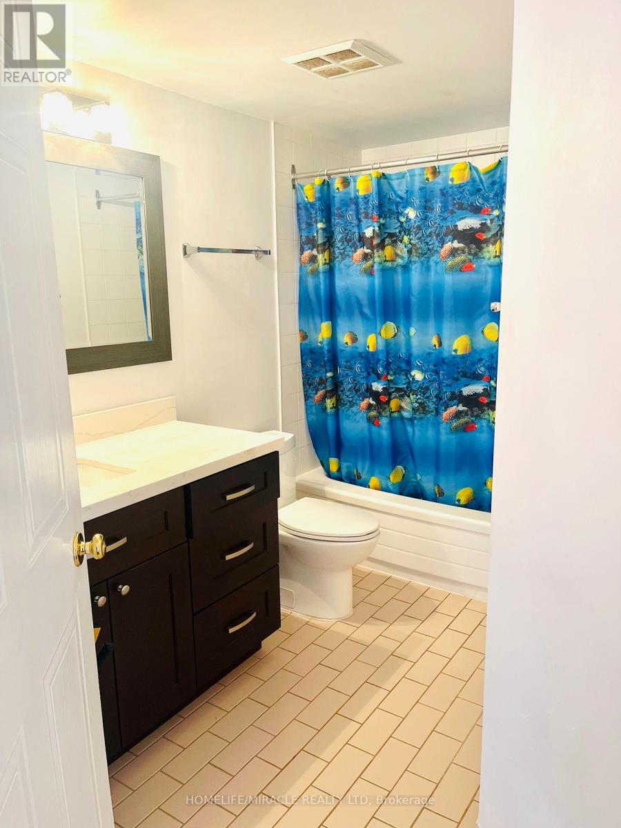 Photo 5 of 1813 5 Greystone Walk Drive, Toronto ON