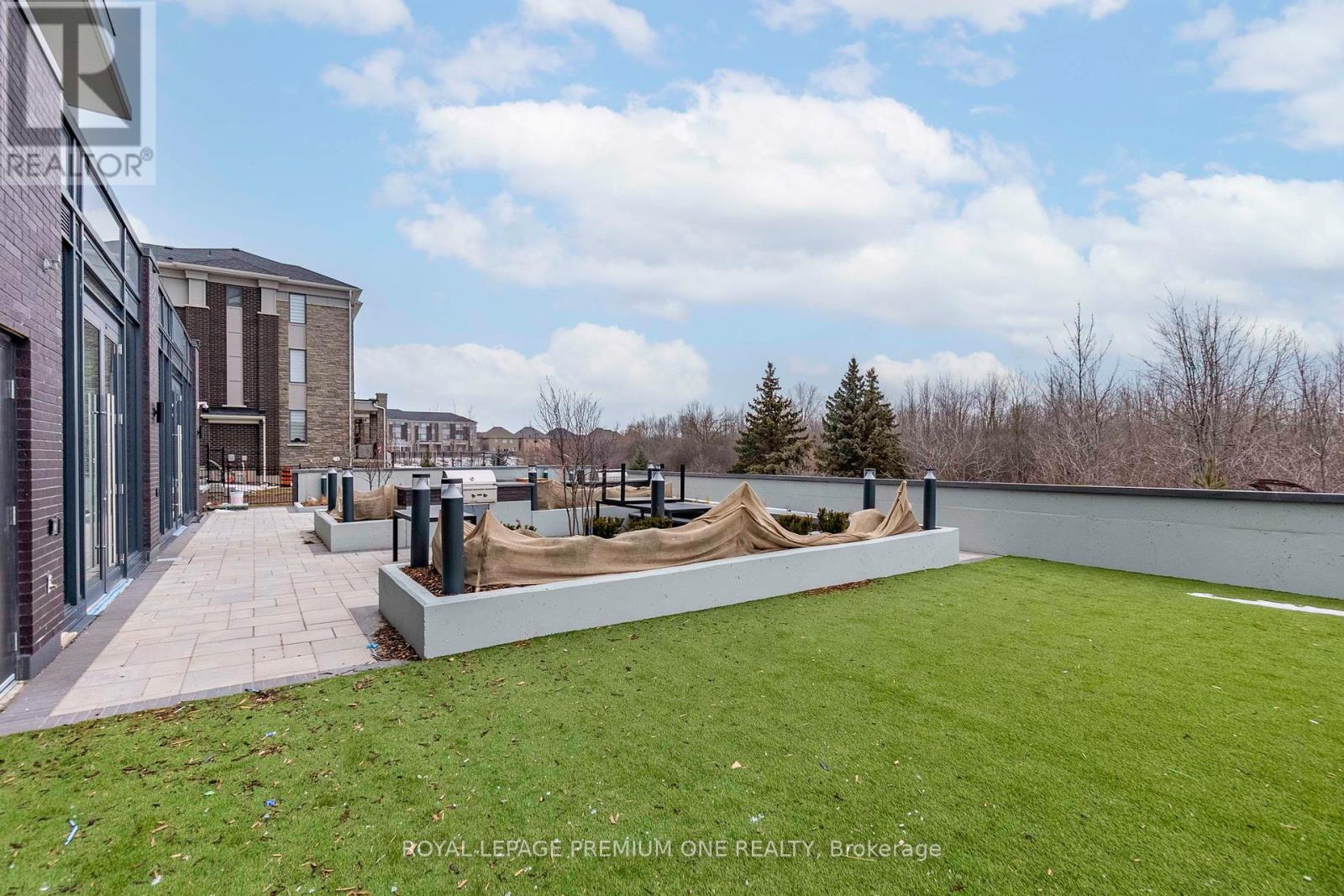 Photo 4 of 1011 225 Veterans Drive, Brampton ON