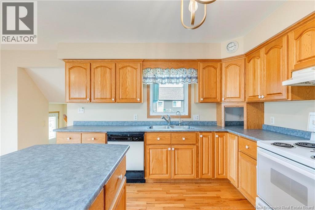Photo 9 of 40 Green Briar Drive, Salisbury NB