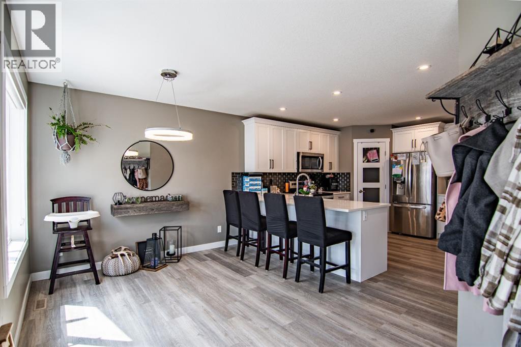 Photo 24 of 210 Livingston Close, Red Deer AB