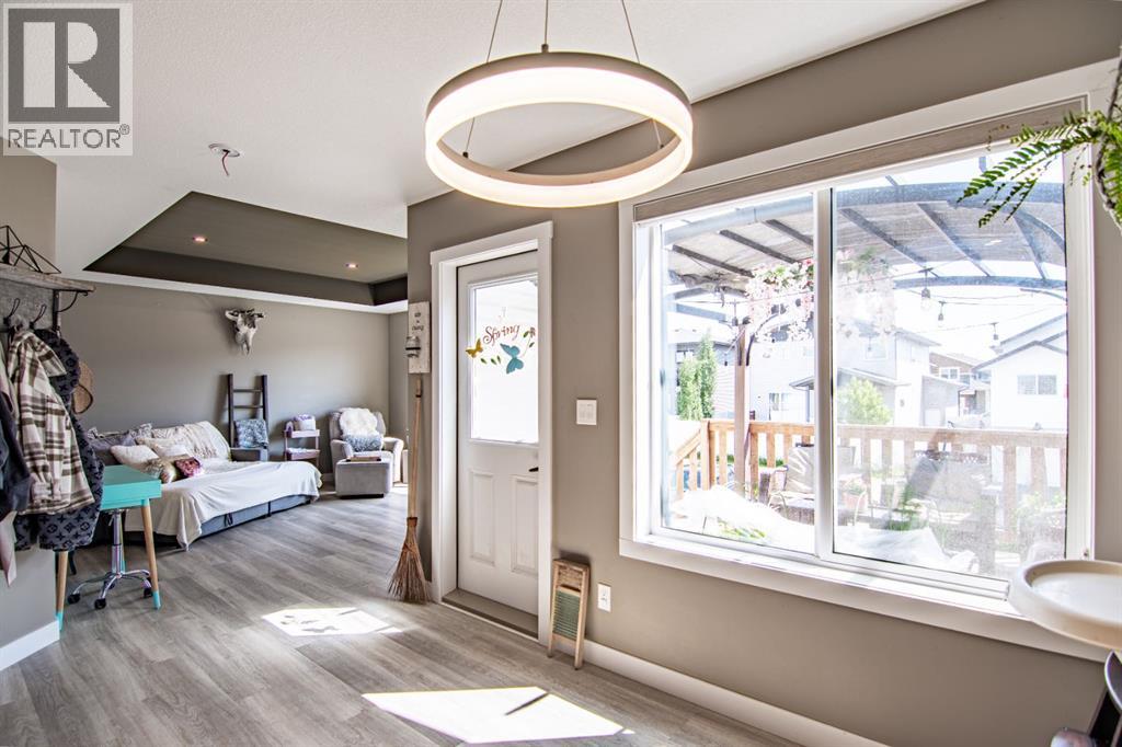 Photo 3 of 210 Livingston Close, Red Deer AB