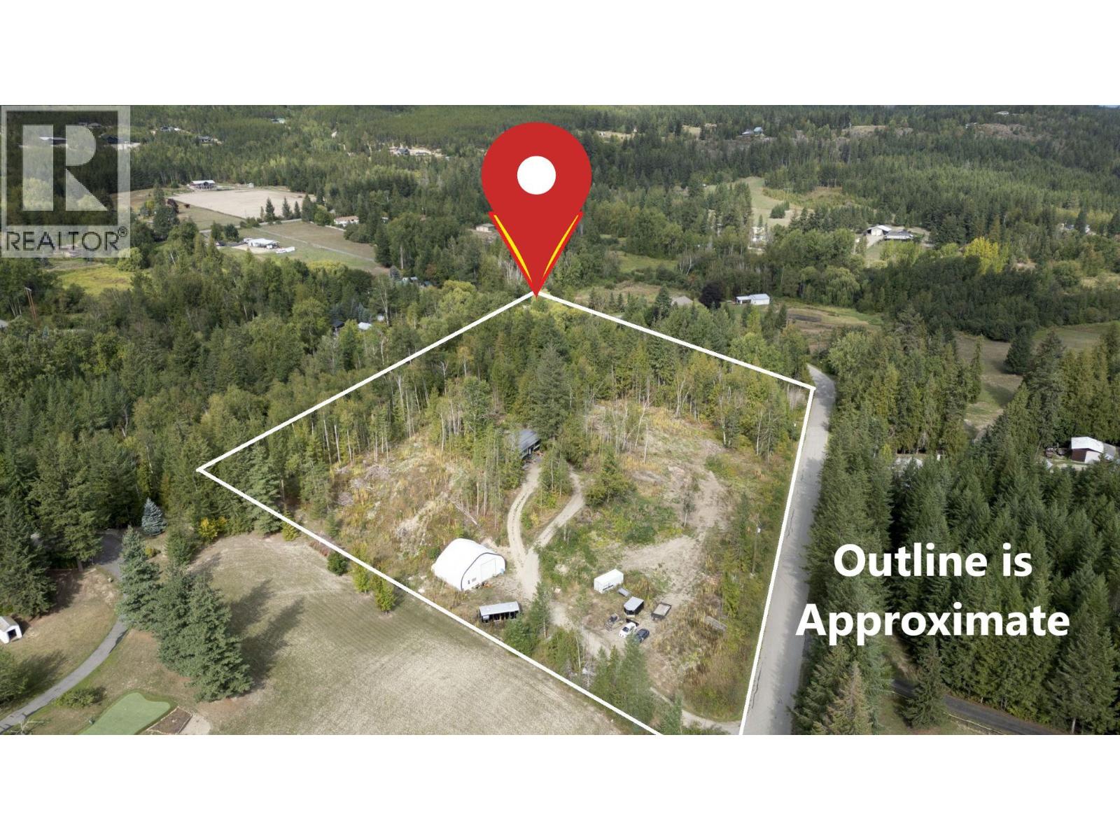 Photo 2 of 4451 42 Street Nw, Salmon Arm BC