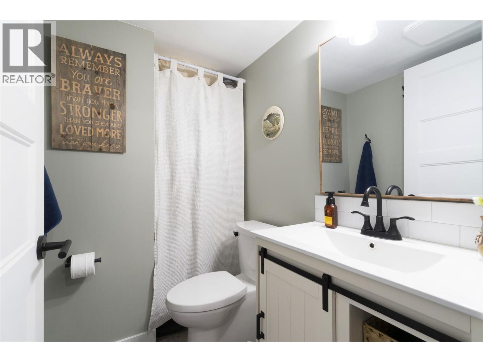 Photo 43 of 4451 42 Street Nw, Salmon Arm BC