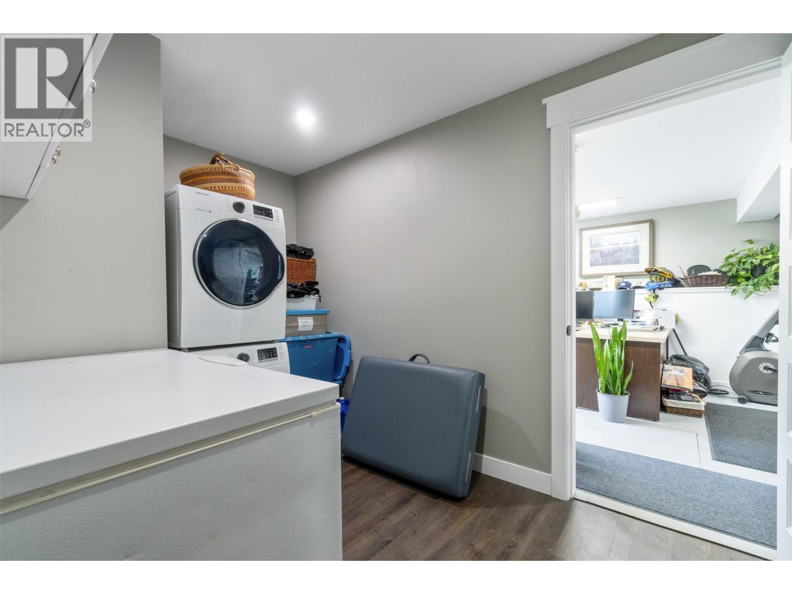 Photo 44 of 4451 42 Street Nw, Salmon Arm BC
