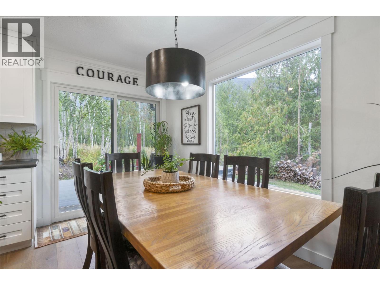 Photo 16 of 4451 42 Street Nw, Salmon Arm BC