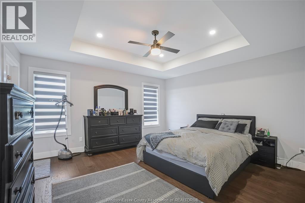 Photo 8 of 794 Keil Drive, Chatham ON