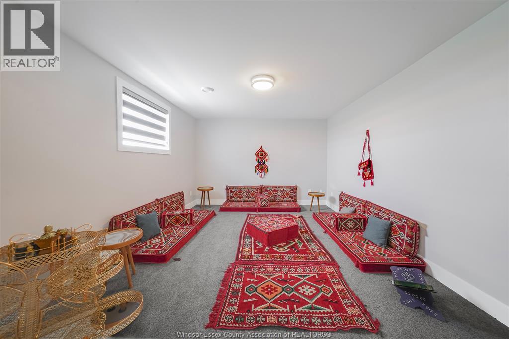 Photo 4 of 794 Keil Drive, Chatham ON