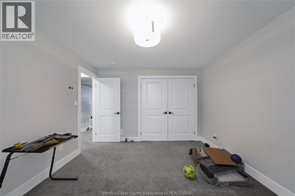 Photo 39 of 794 Keil Drive, Chatham ON