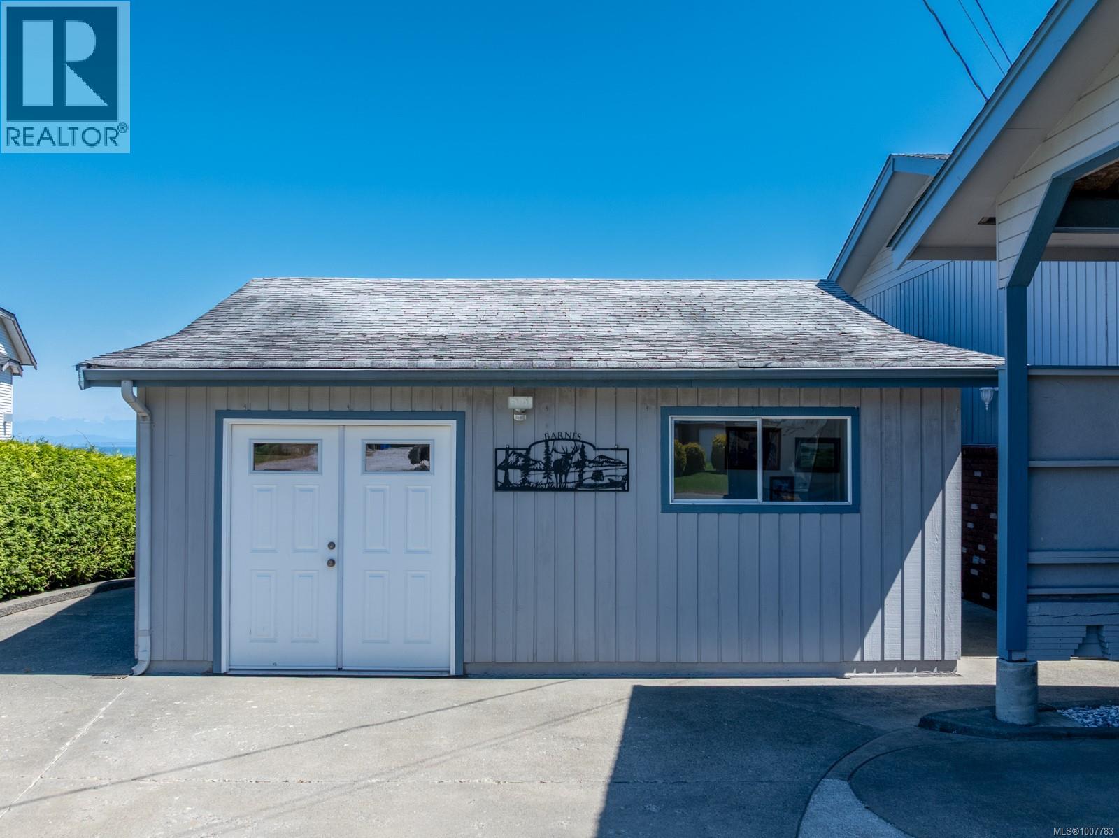 6348 Eagles Dr, Courtenay