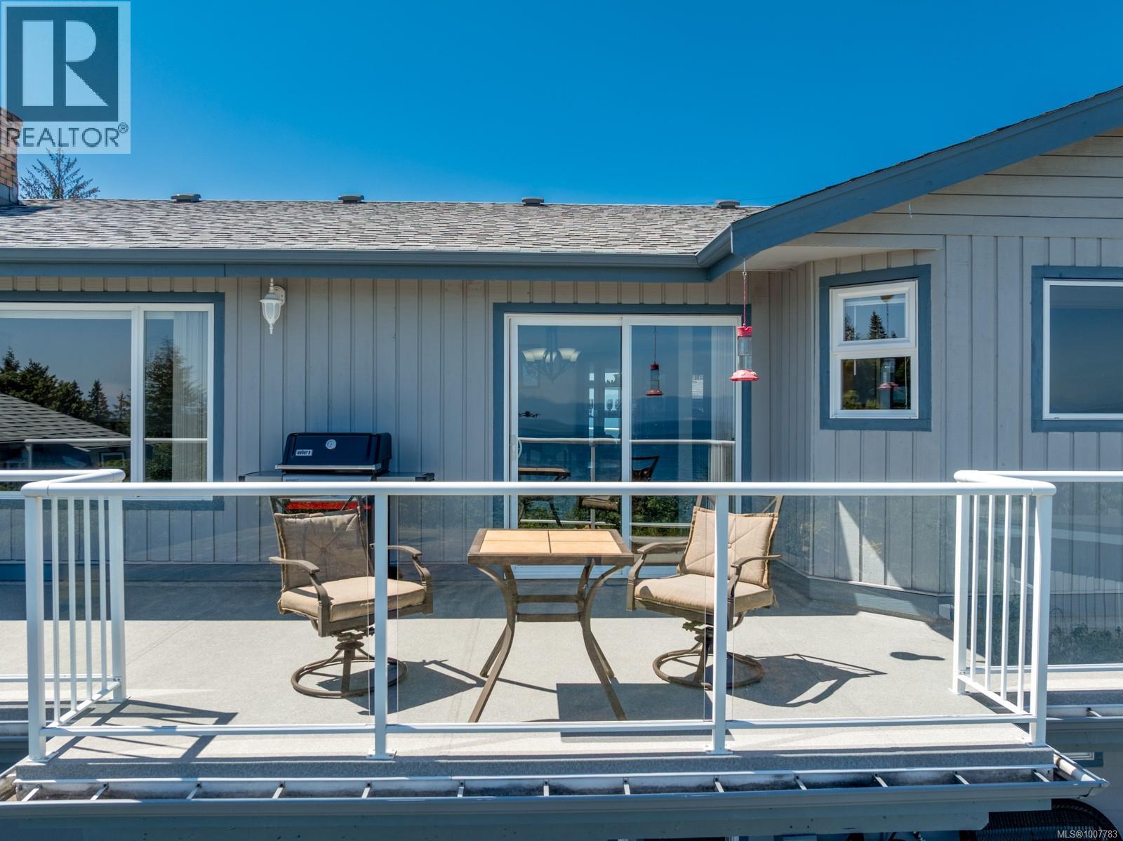 6348 Eagles Dr, Courtenay