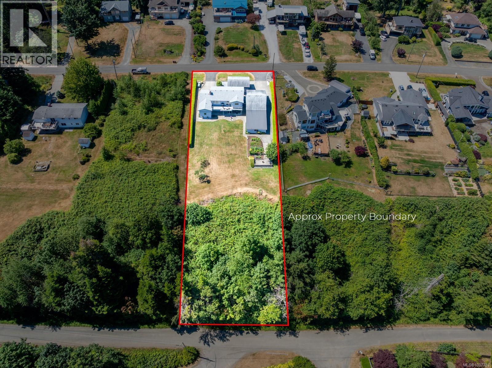 6348 Eagles Dr, Courtenay