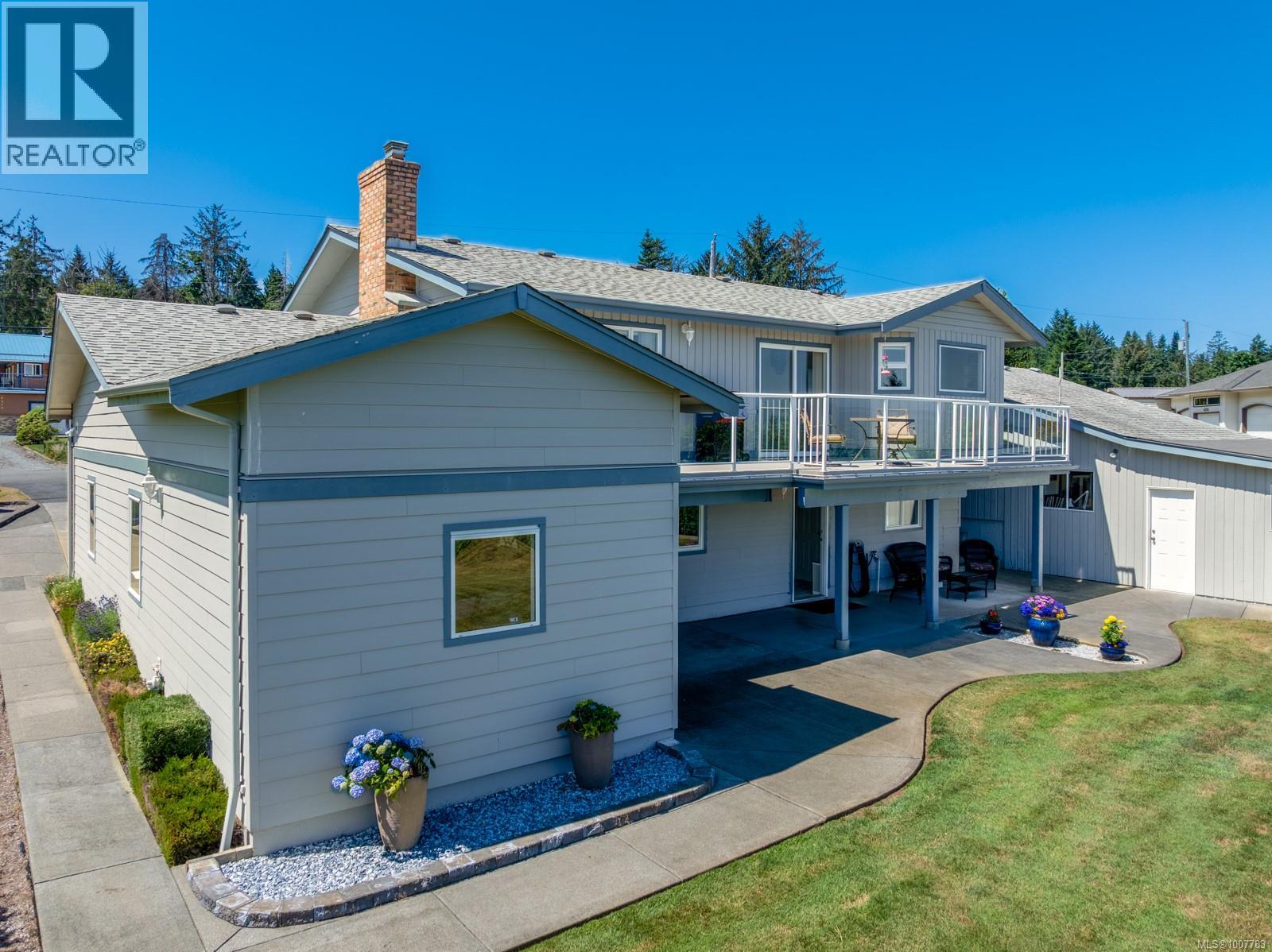 6348 Eagles Dr, Courtenay