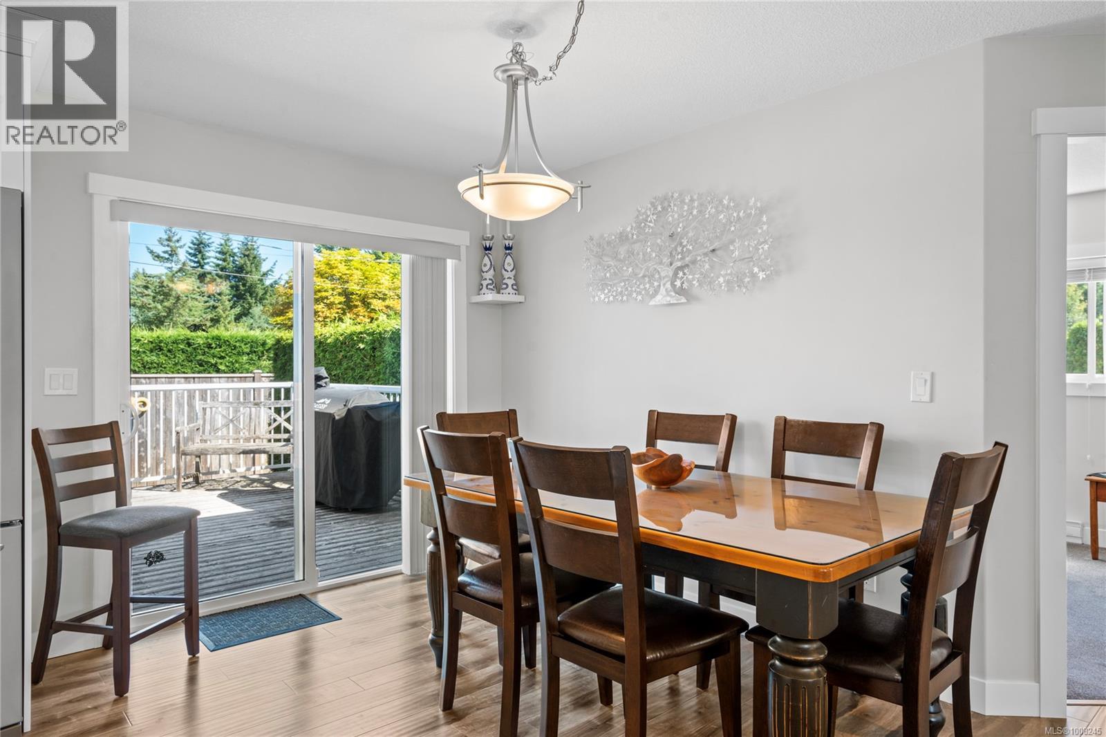 Photo 23 of 911 Poplar Way, Hilliers BC
