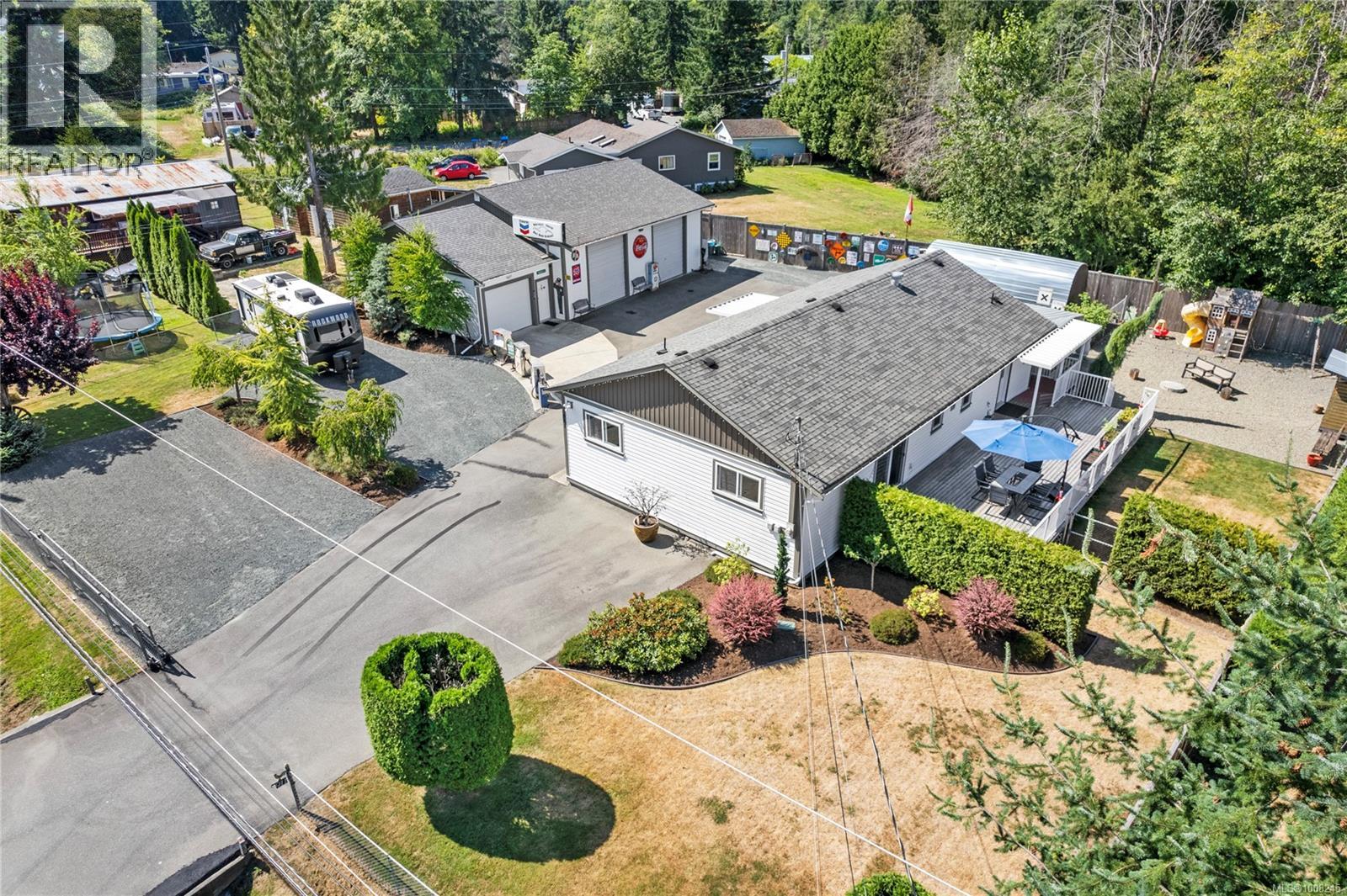 Photo 68 of 911 Poplar Way, Hilliers BC