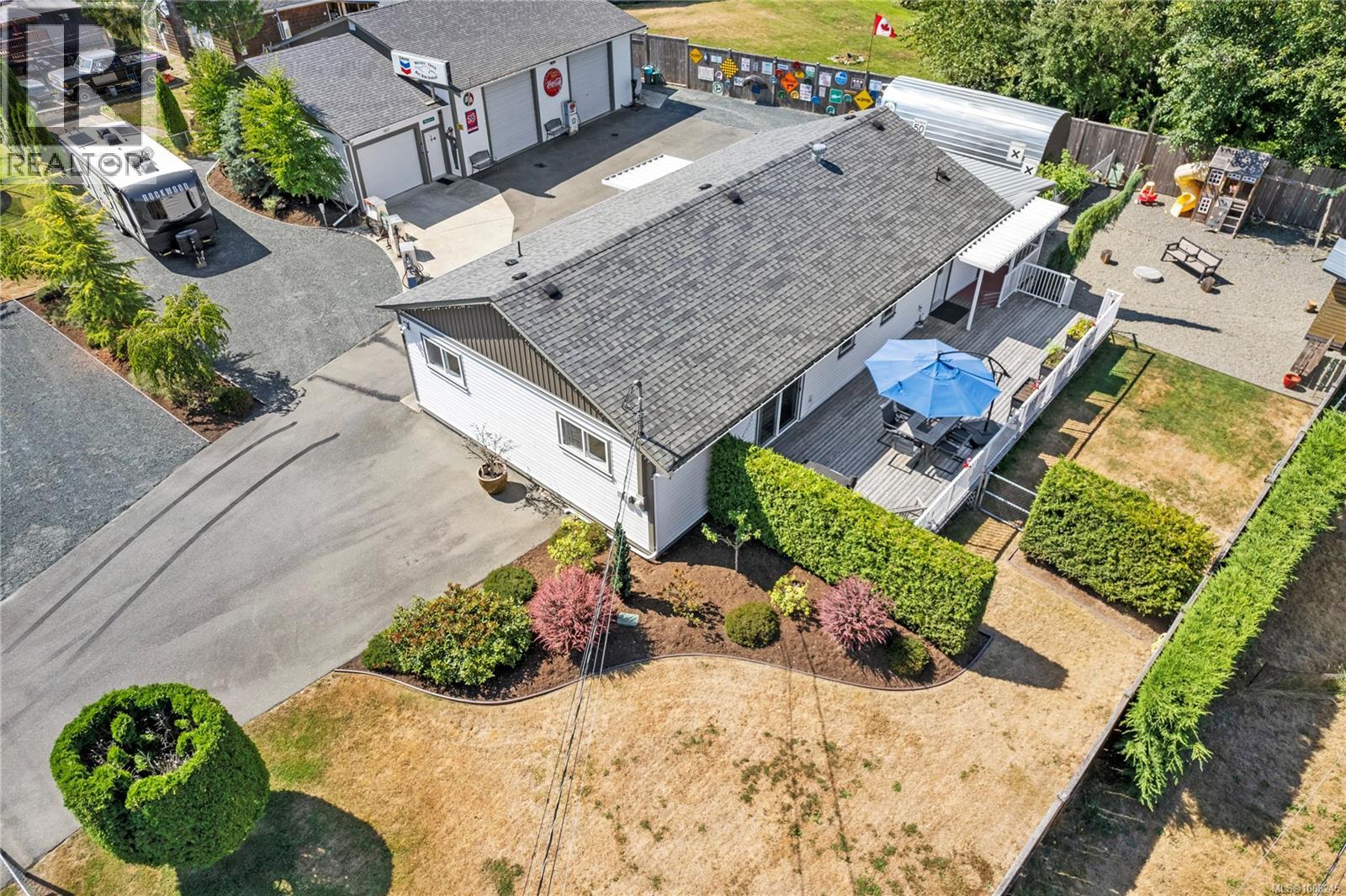 Photo 72 of 911 Poplar Way, Hilliers BC