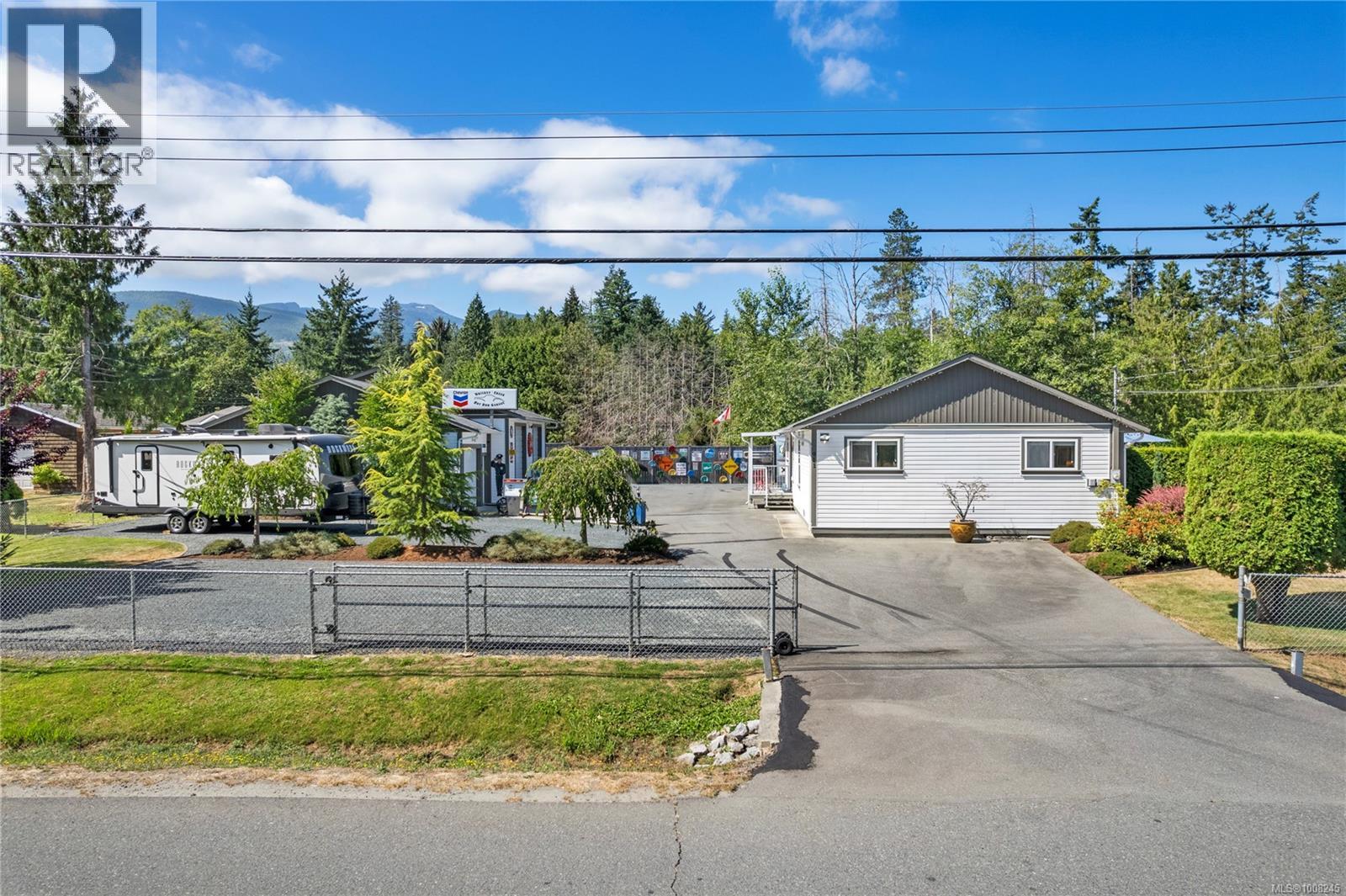 Photo 46 of 911 Poplar Way, Hilliers BC