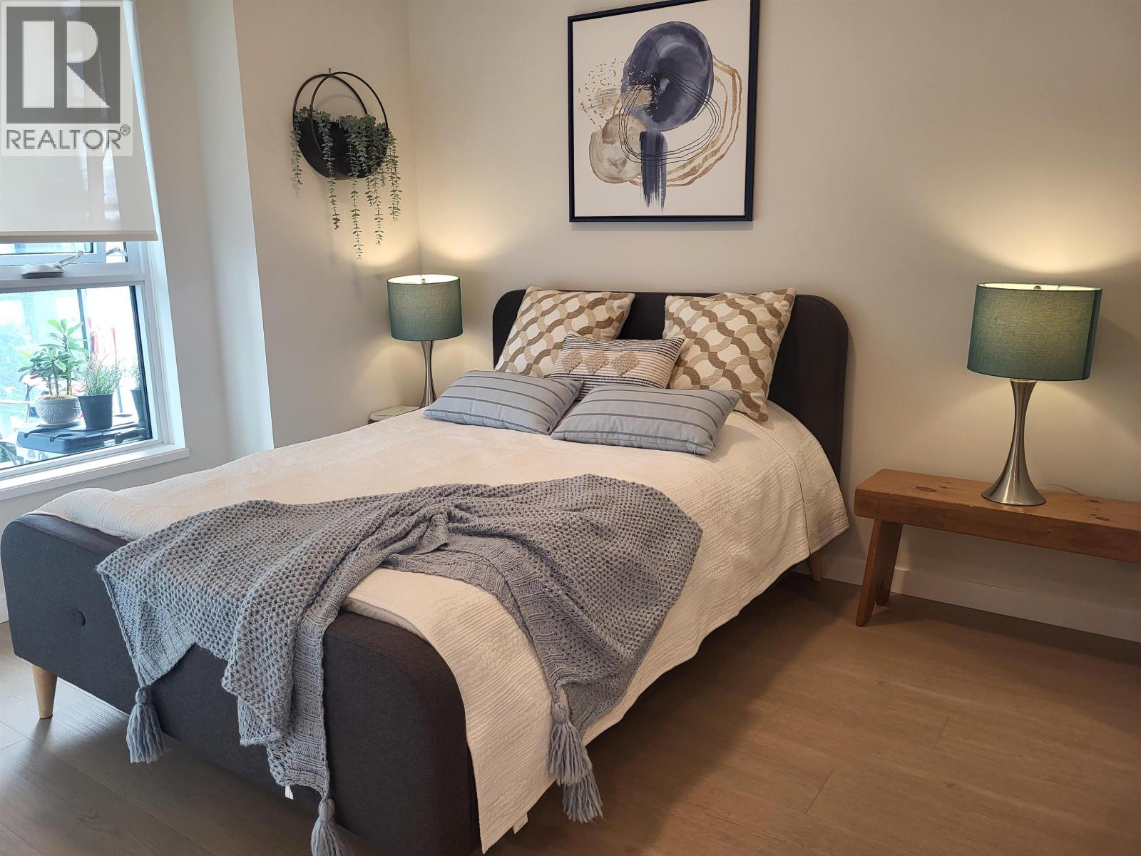 Photo 10 of 801 2108 Gilmore Avenue, Burnaby BC