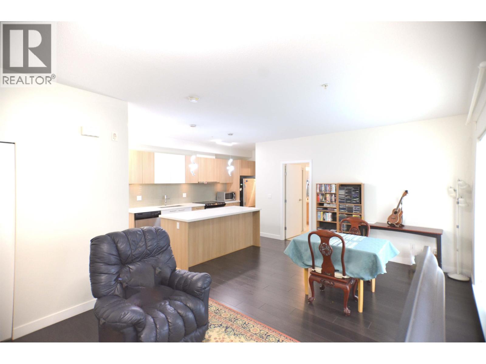 Photo 10 of 318 618 Langside Avenue, Coquitlam BC