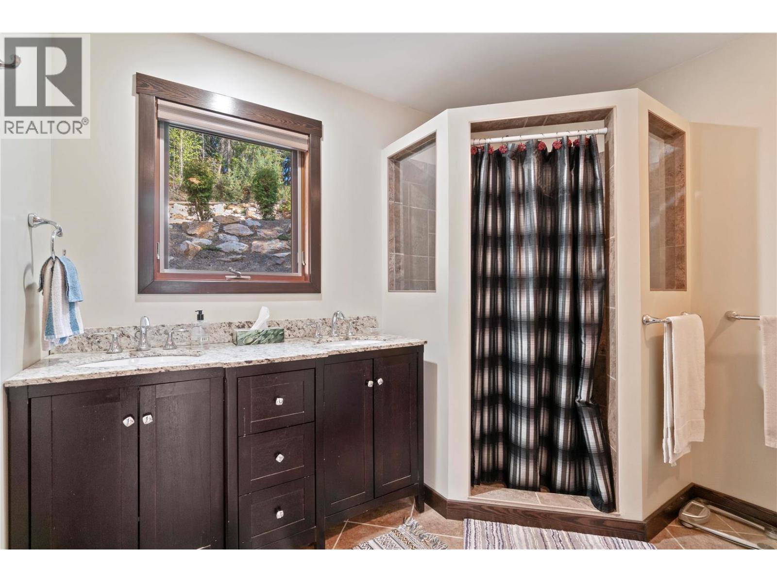 Photo 8 of 6432 Sunnybrae Canoe Point Road Unit 6, Tappen BC