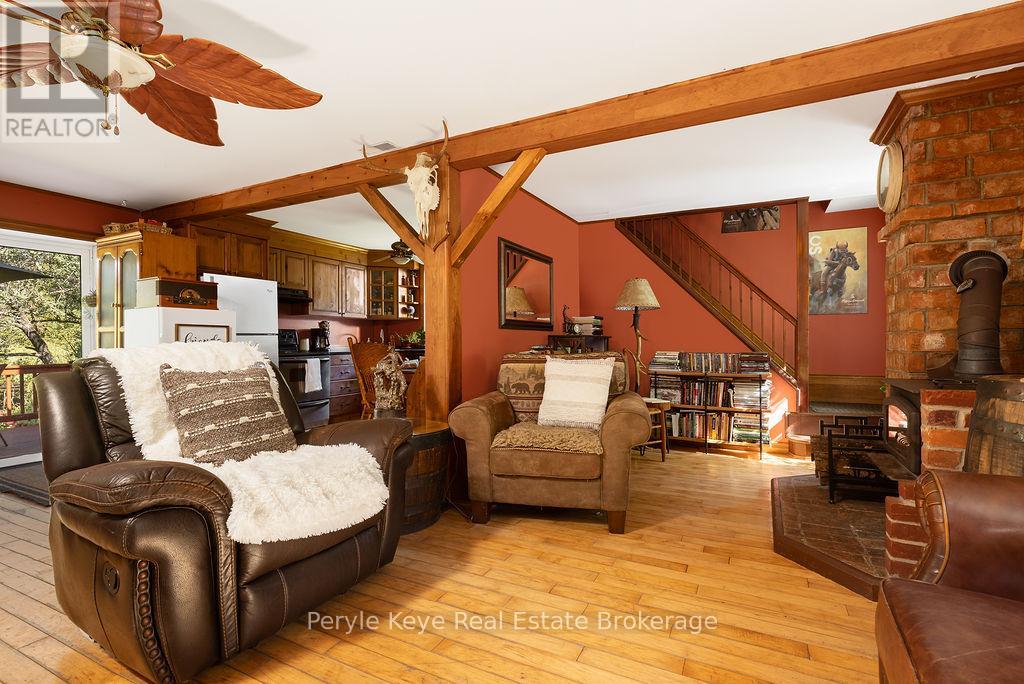 Photo 19 of 2322 Old Muskoka Road, Huntsville ON