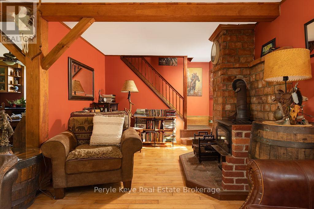 Photo 20 of 2322 Old Muskoka Road, Huntsville ON