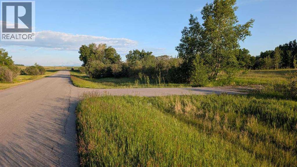 Photo 11 of 19 Lariat Loop, Rural Rocky View County AB