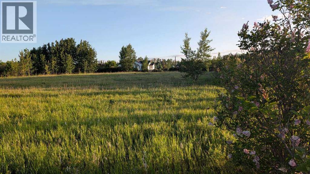 Photo 13 of 19 Lariat Loop, Rural Rocky View County AB