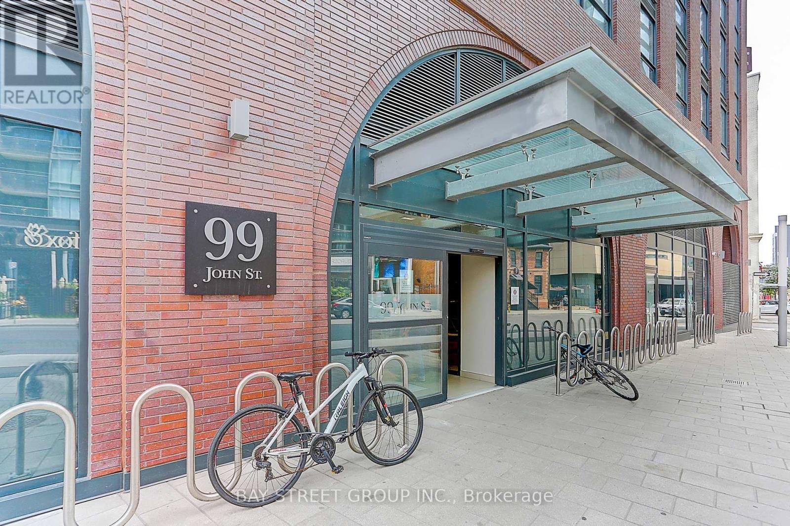Photo 2 of 2209 99 John Street, Toronto ON