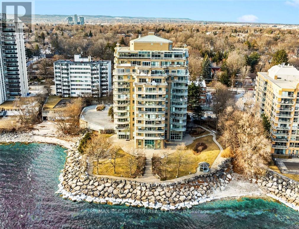 Photo 28 of 403 2190 Lakeshore Road, Burlington ON