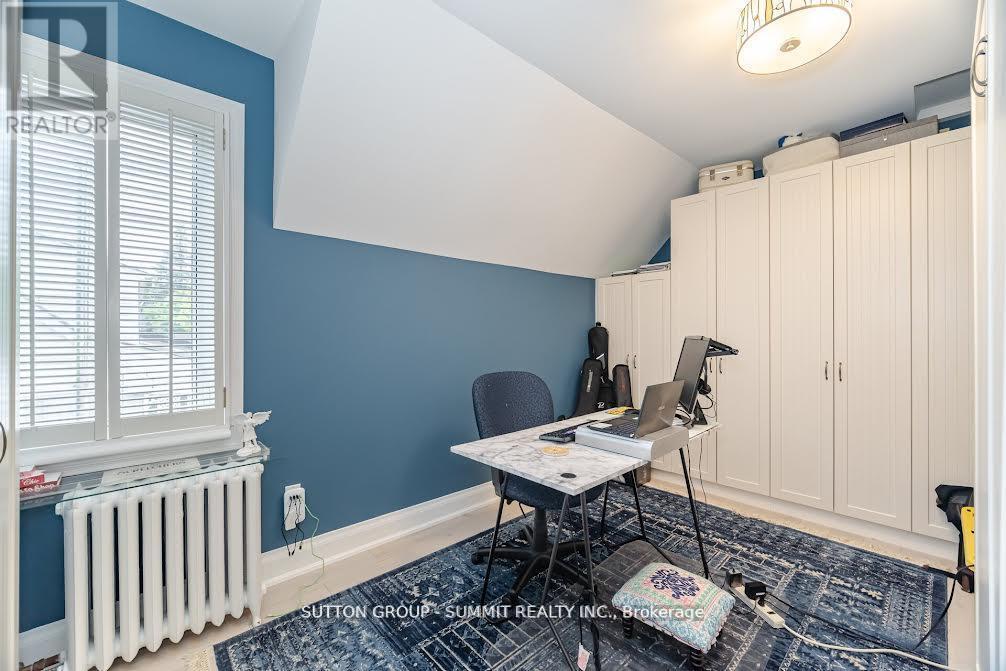 Photo 33 of 38 John Street S, Mississauga ON