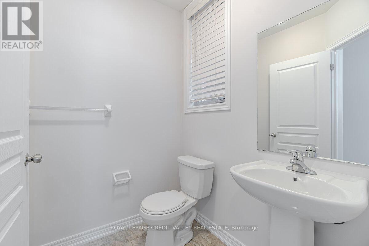 Photo 22 of 380 Robert Parkinson Drive, Brampton ON
