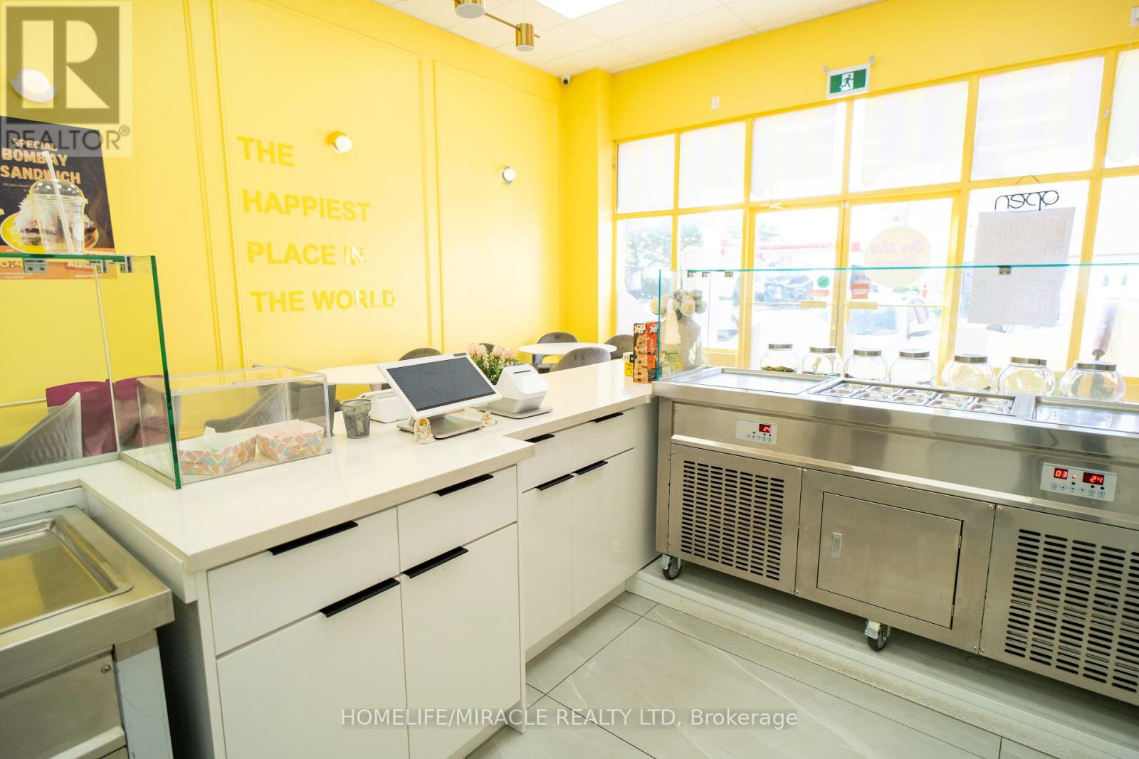 Photo 18 of 5 1753 Albion Road, Toronto ON
