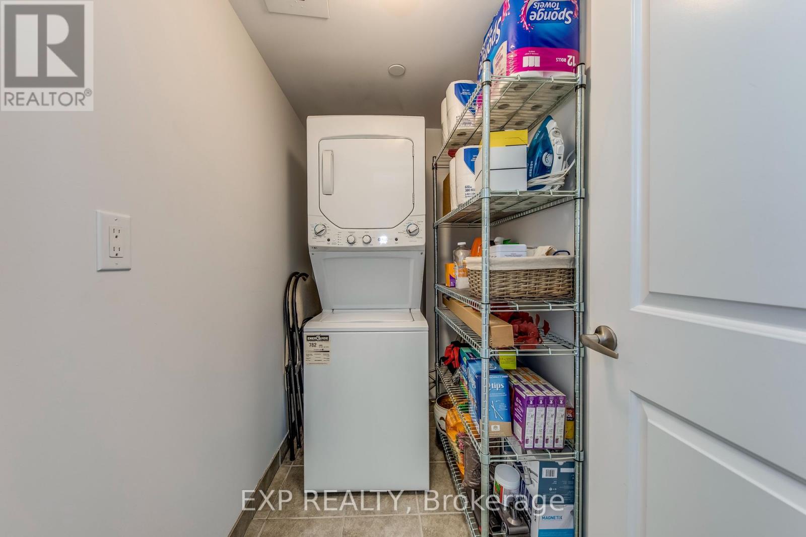 Photo 15 of 406 1005 Nadalin Heights, Milton ON