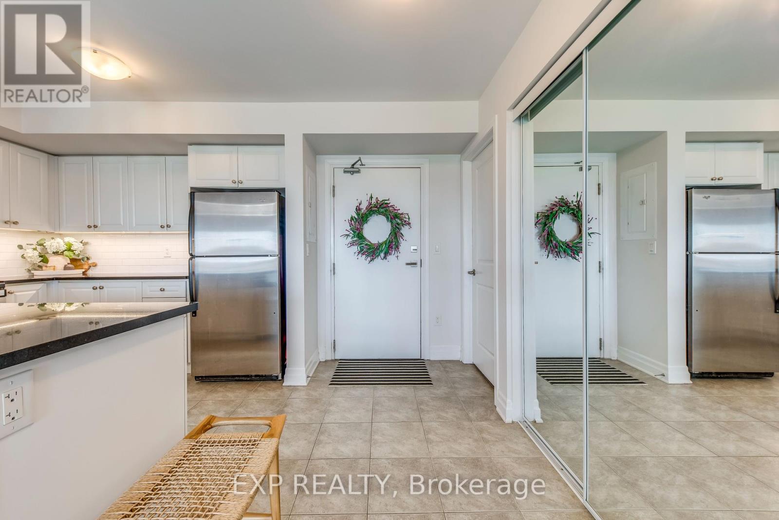 Photo 1 of 406 1005 Nadalin Heights, Milton ON