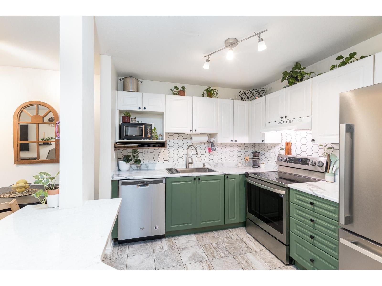 Photo 11 of 114 33478 Roberts Avenue, Abbotsford BC