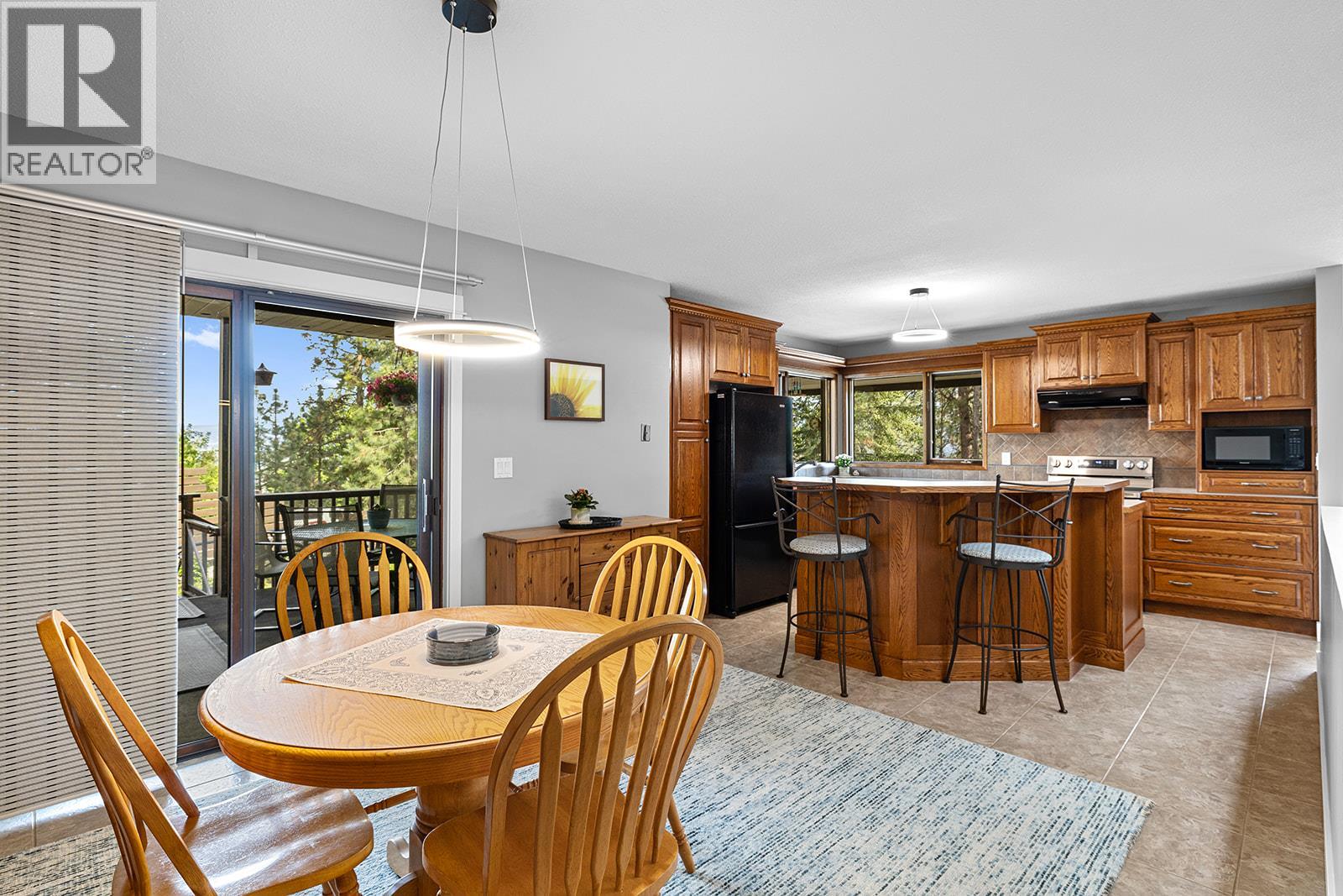  1741 Keloka Drive, West Kelowna