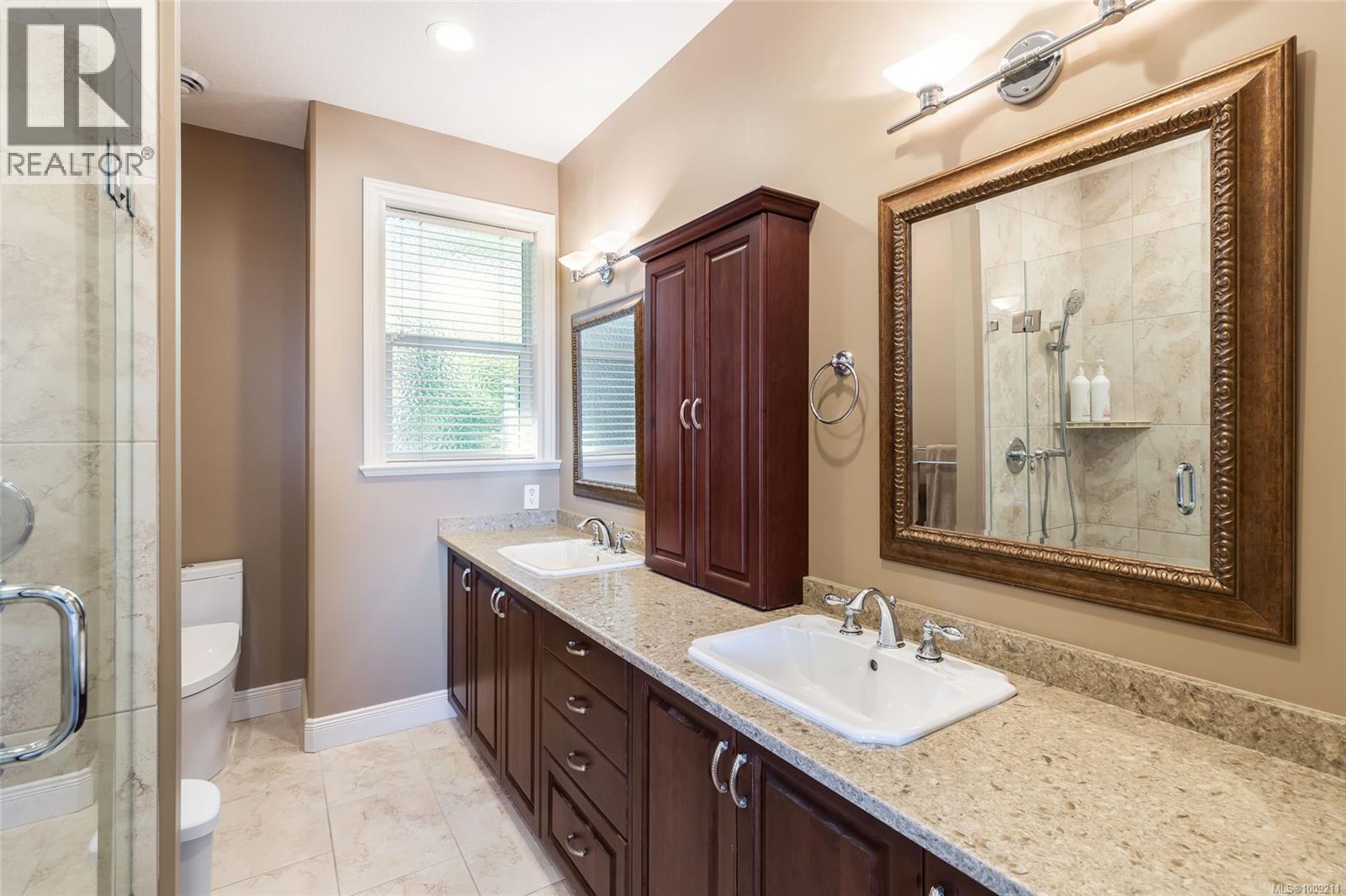 Photo 47 of 3708 Glen Oaks Dr, Nanaimo BC