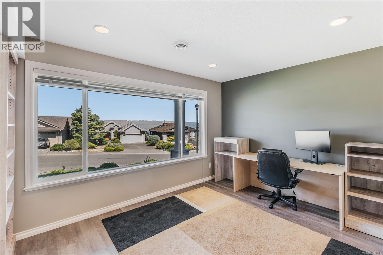 Photo 52 of 3708 Glen Oaks Dr, Nanaimo BC