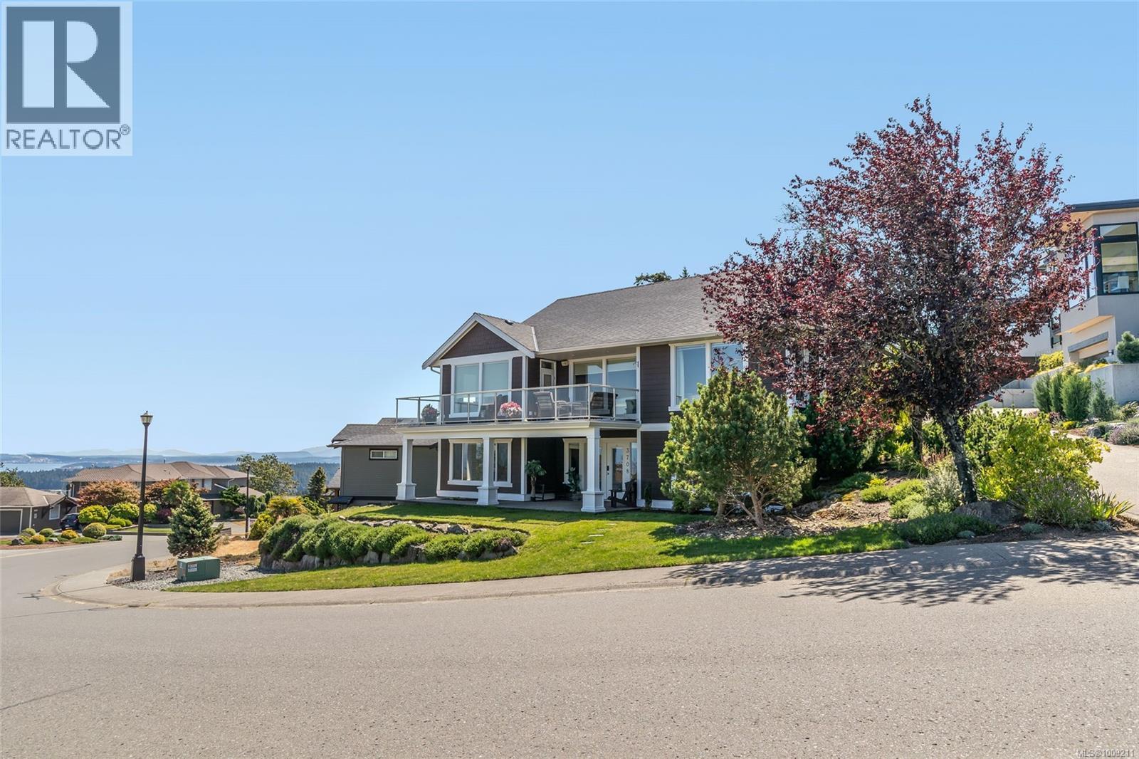Photo 6 of 3708 Glen Oaks Dr, Nanaimo BC