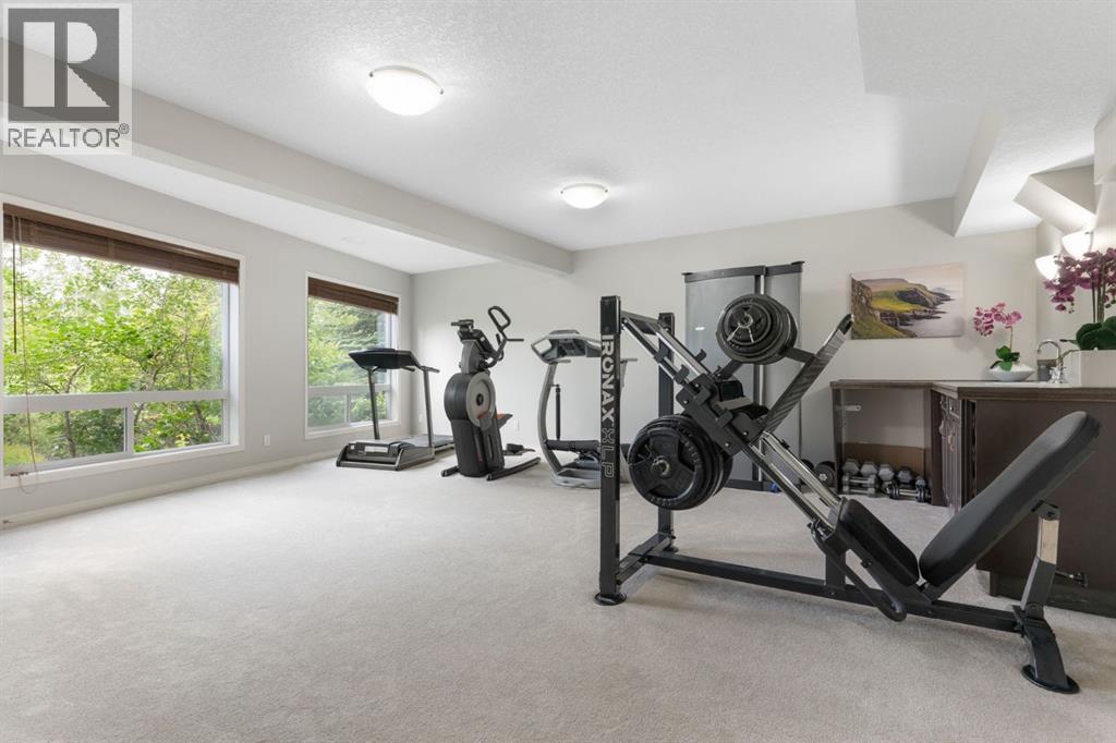 Single Family House for Sale in  Crestbrook Hill SW Crestmont Calgary 