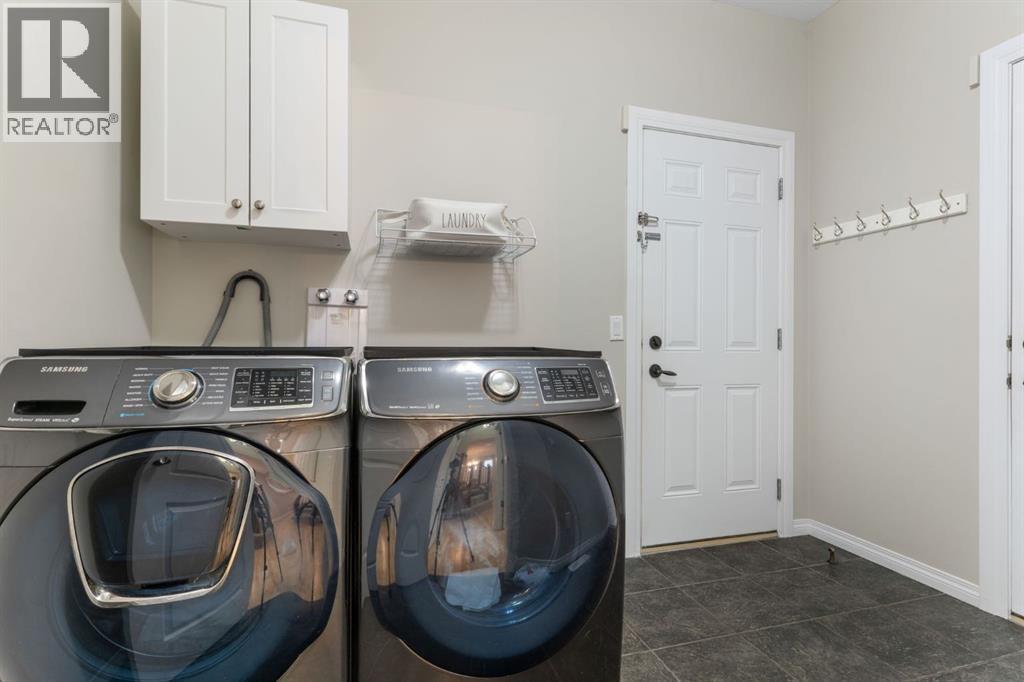 Single Family House for Sale in  Crestbrook Hill SW Crestmont Calgary 