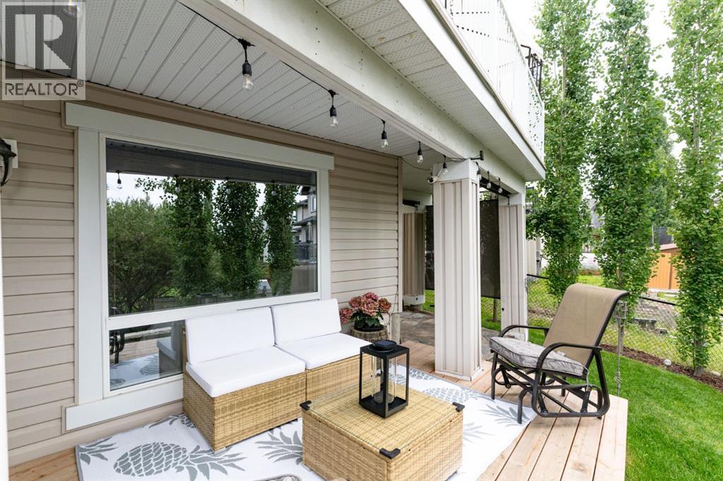 Single Family House for Sale in  Crestbrook Hill SW Crestmont Calgary 