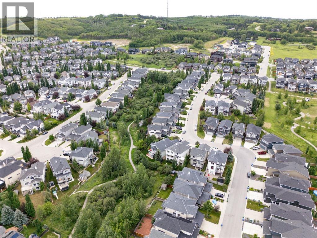 Single Family House for Sale in  Crestbrook Hill SW Crestmont Calgary 