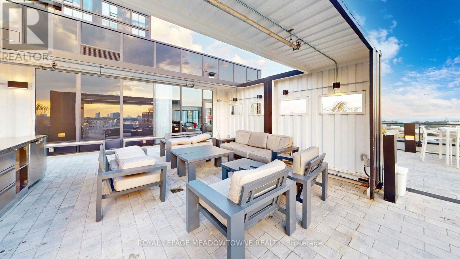 Photo 32 of 2310 135 East Liberty Street, Toronto ON