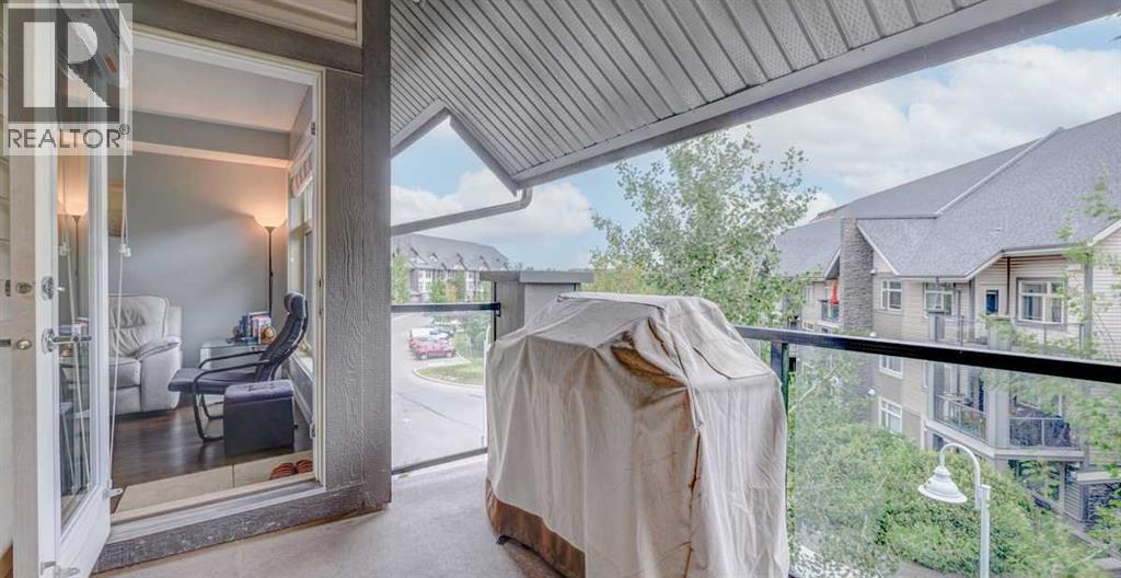 Single Family House Multi-level for Sale in   Aspenmont Heights SW Aspen Woods Calgary 