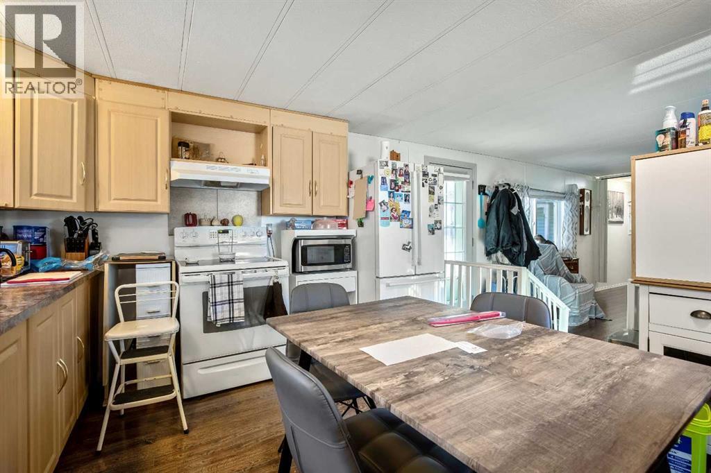 Single Family House Mobile Home for Sale in    Street NW Greenwood/Greenbriar Calgary 