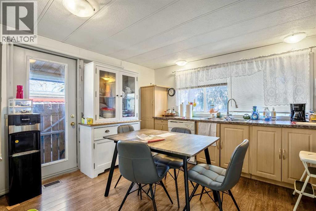 Single Family House Mobile Home for Sale in    Street NW Greenwood/Greenbriar Calgary 
