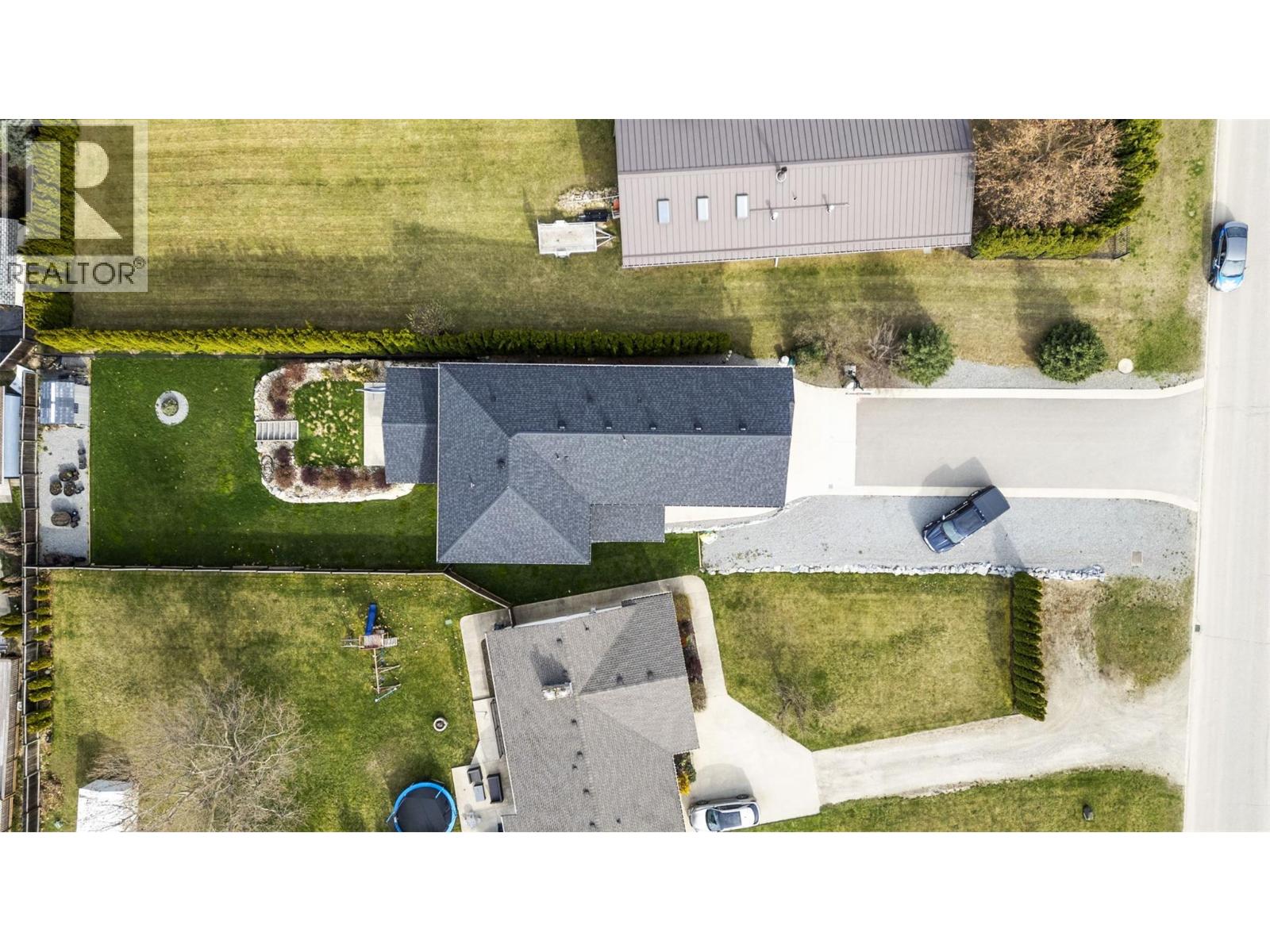  1351 15 Avenue Southeast, Salmon Arm