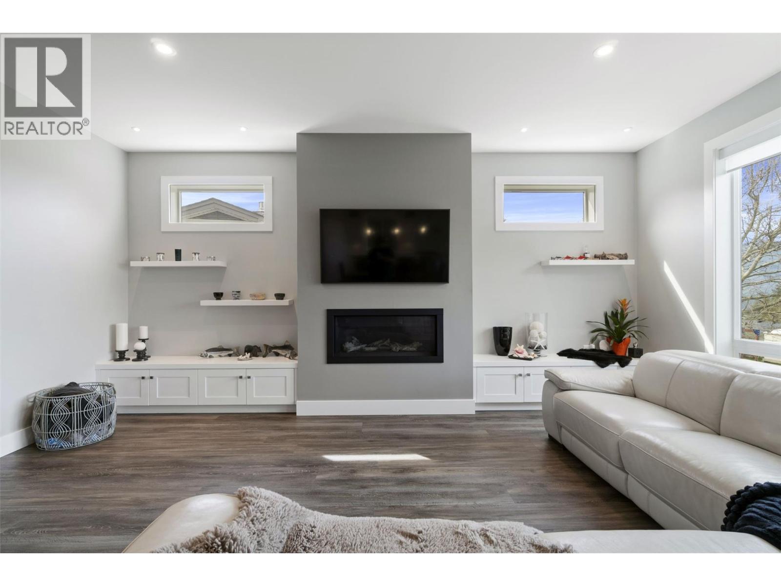  1351 15 Avenue Southeast, Salmon Arm