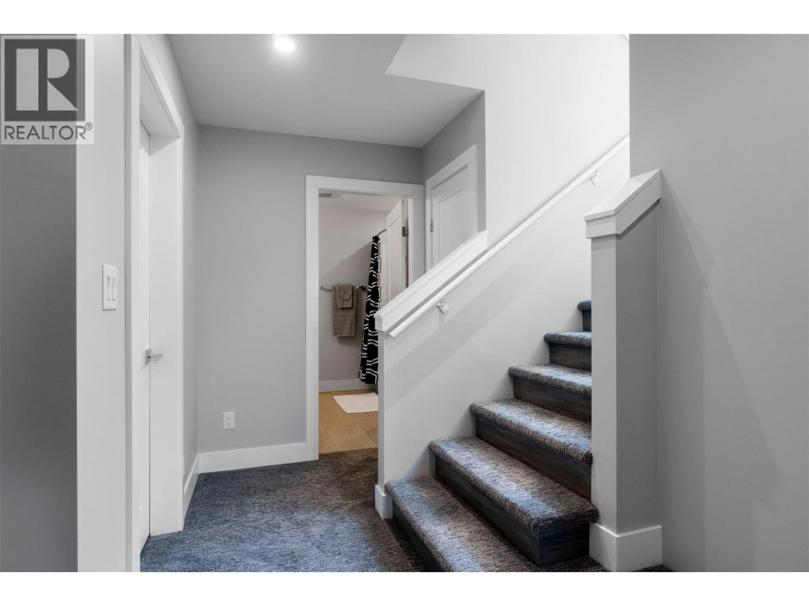  1351 15 Avenue Southeast, Salmon Arm